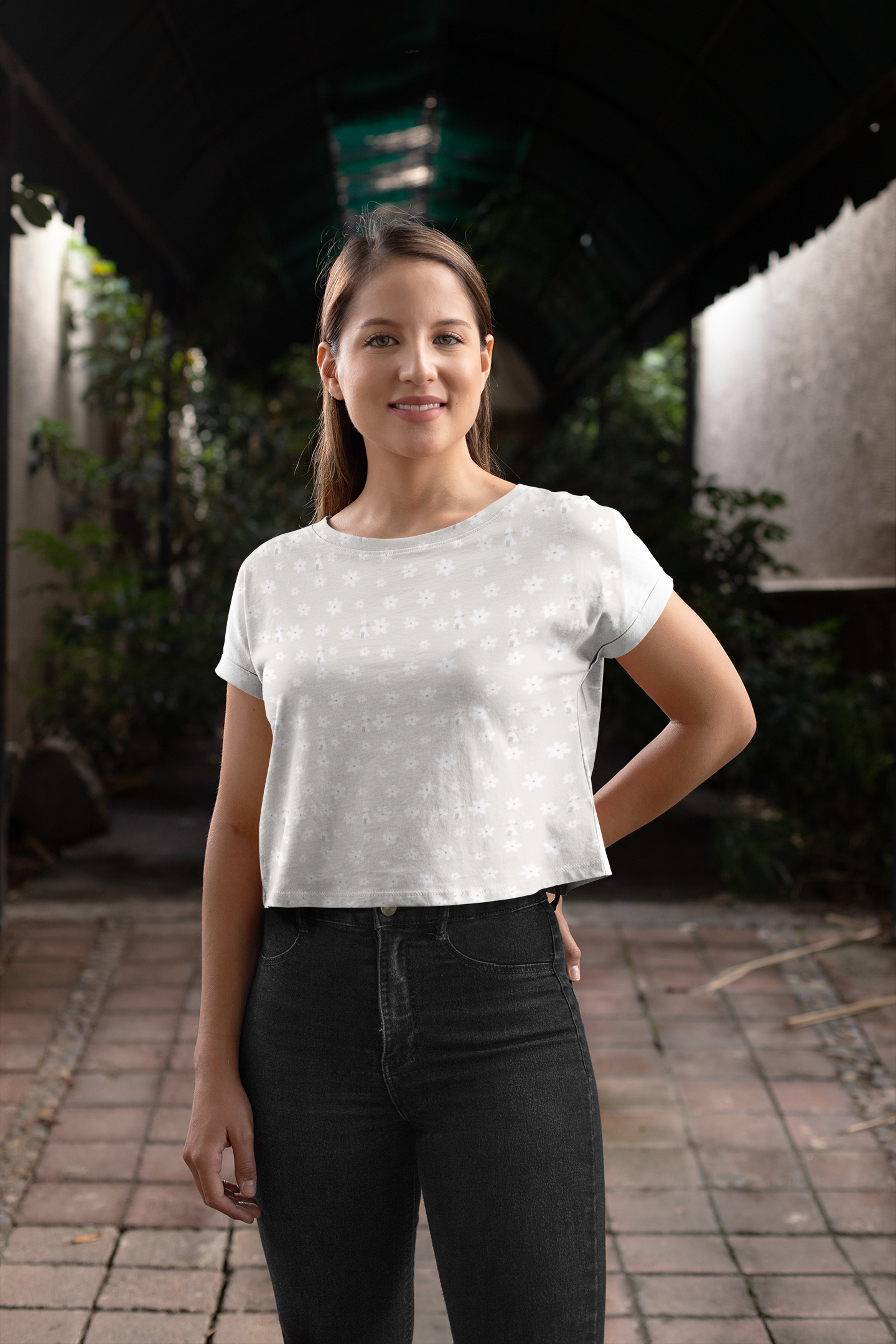 WHITE FLOWERS premium crop top